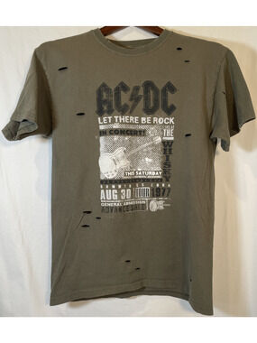 AC/DC Let There Be Rock In Concert 1977 Distressed Band T-Shirt Green - S